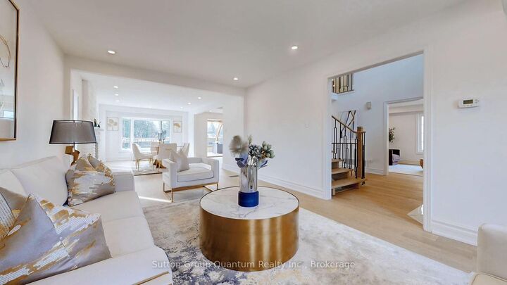 Property Photo:  243 Murray Drive  ON L4G 5X1 