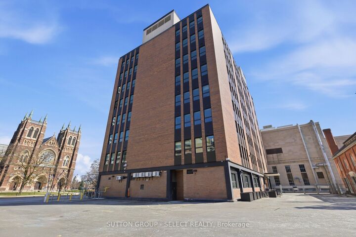 Property Photo:  195 Dufferin Avenue 802  ON N6K 1K7 