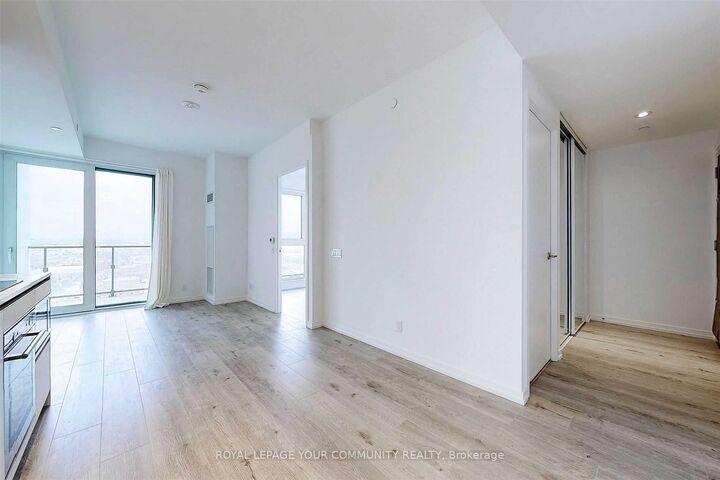 Property Photo: 1000 Portage Parkway 2301 ON L4K 0L1