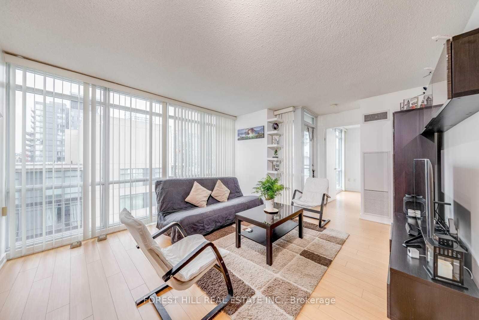 Property Photo:  11 Brunel Court 1006  ON M5V 3Y3 