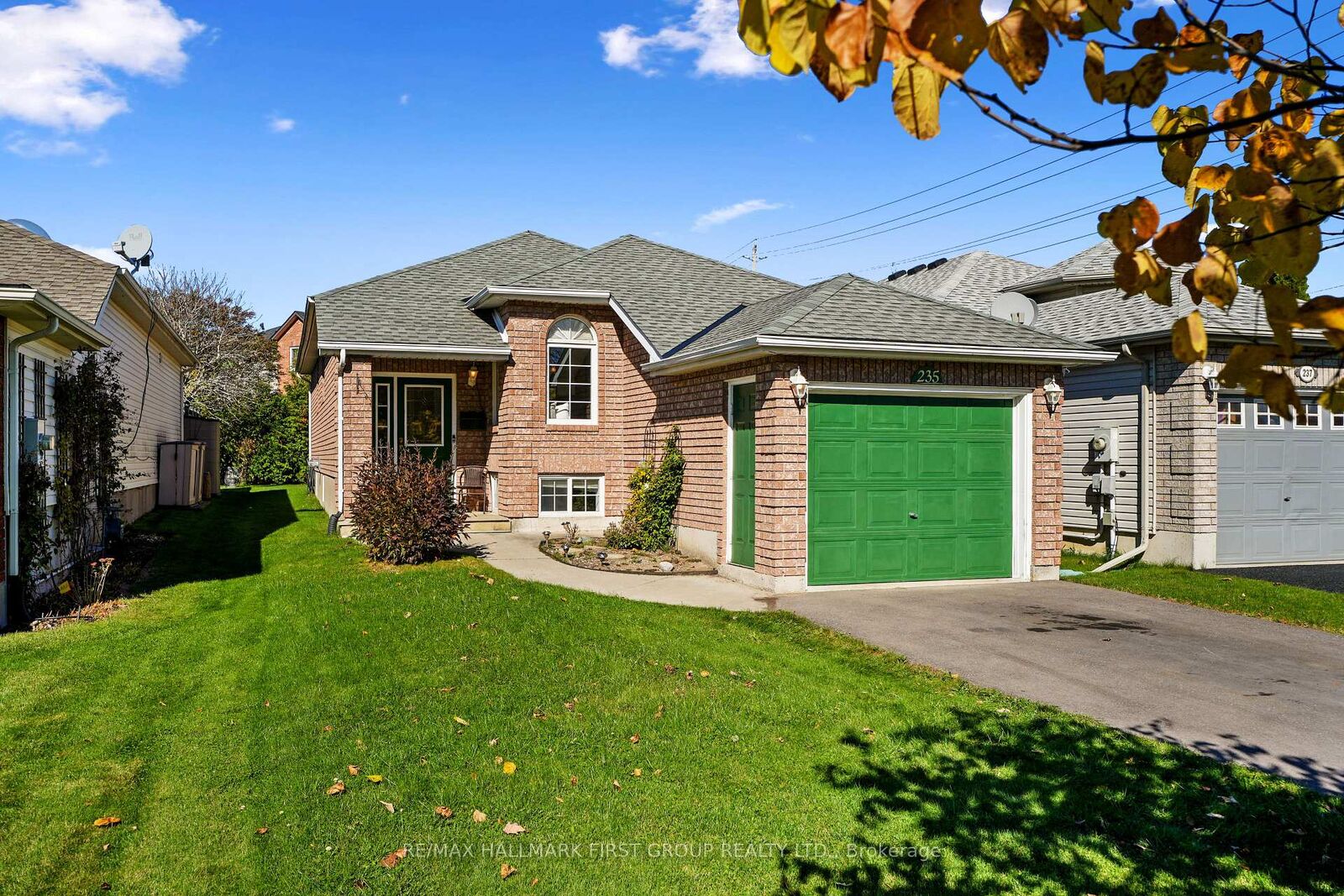Property Photo:  235 Carroll Crescent  ON K9A 5P8 