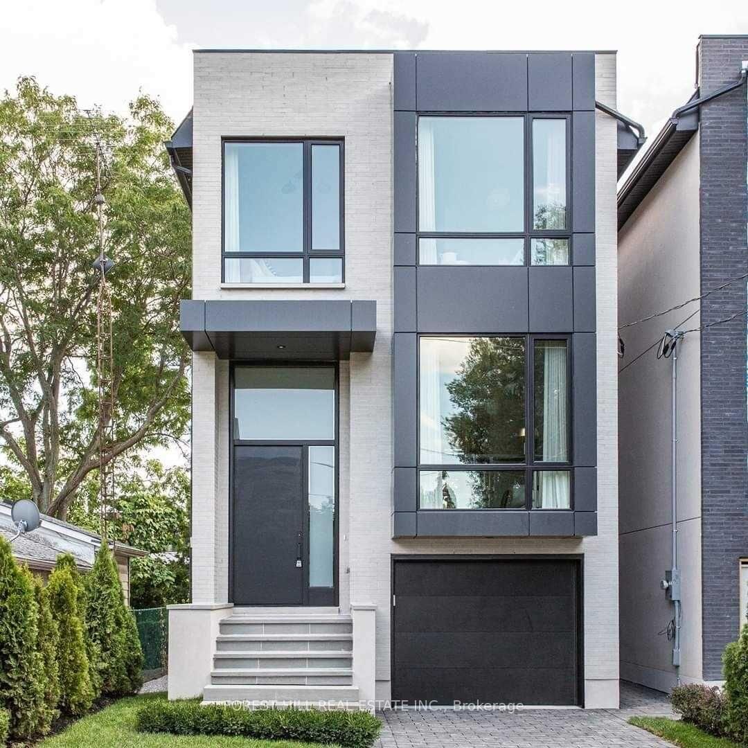 Photo de la propriété:  433B Deloraine Avenue  ON M5M 2B9 