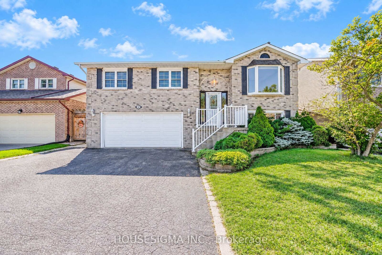 Property Photo: 42 Cherry Blossom Crescent ON L1E 1G7