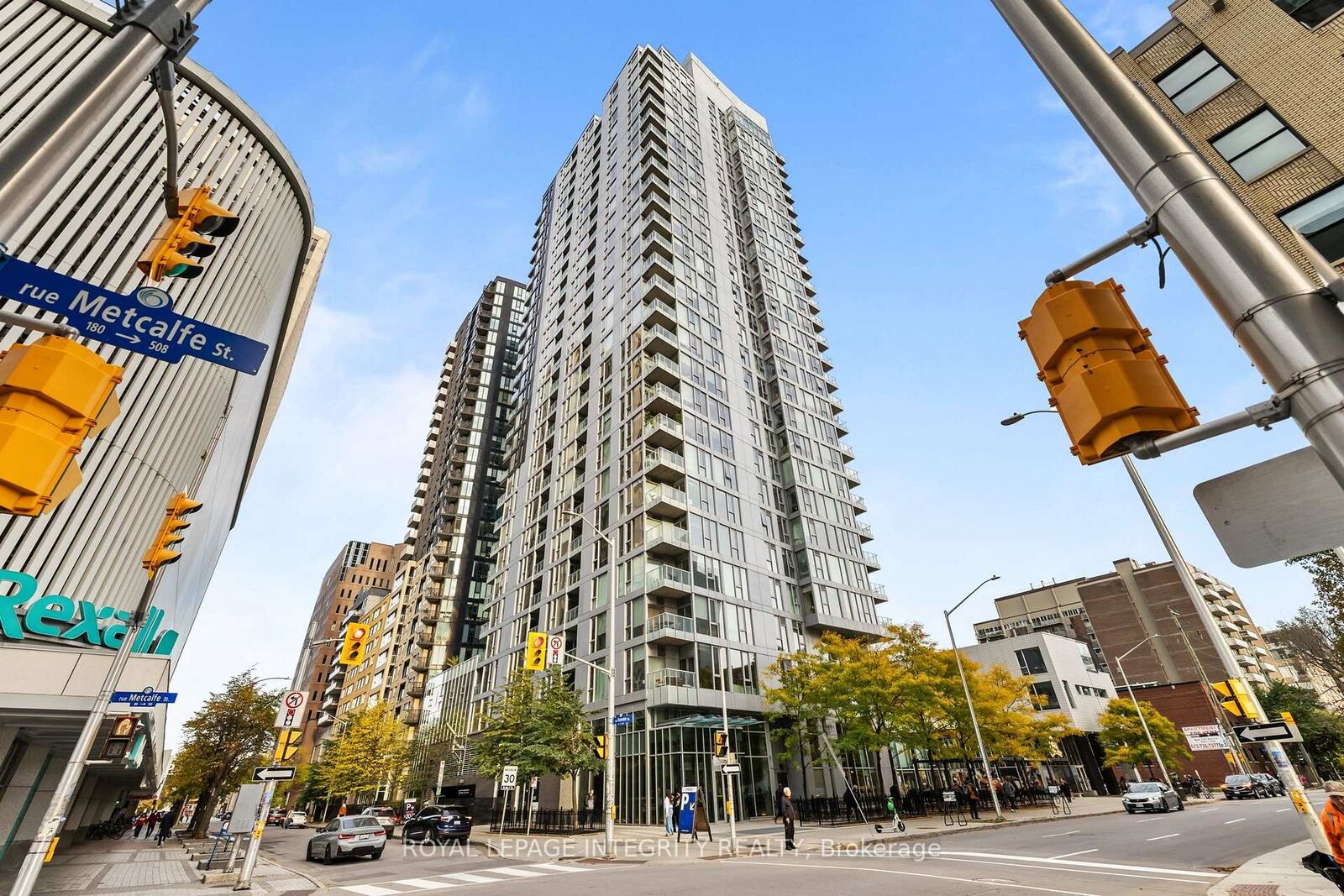 Property Photo:  179 Metcalfe Street 1004  ON K2P 1P7 