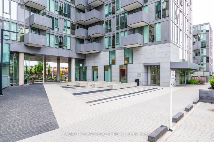 Property Photo:  38 Monte Kwinter Court 613  ON M3H 0E2 