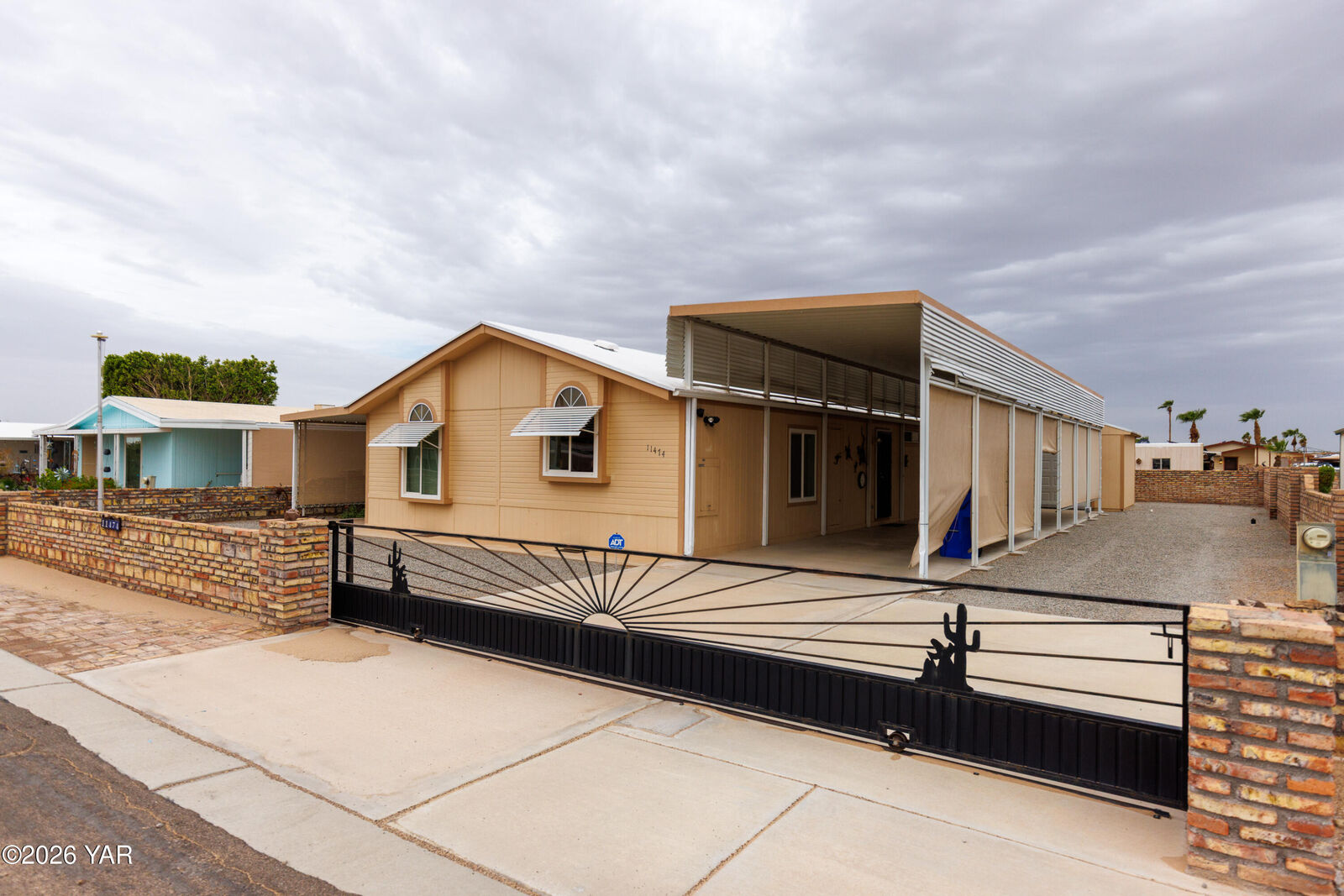 Property Photo: 11474 E 39 Place AZ 85367