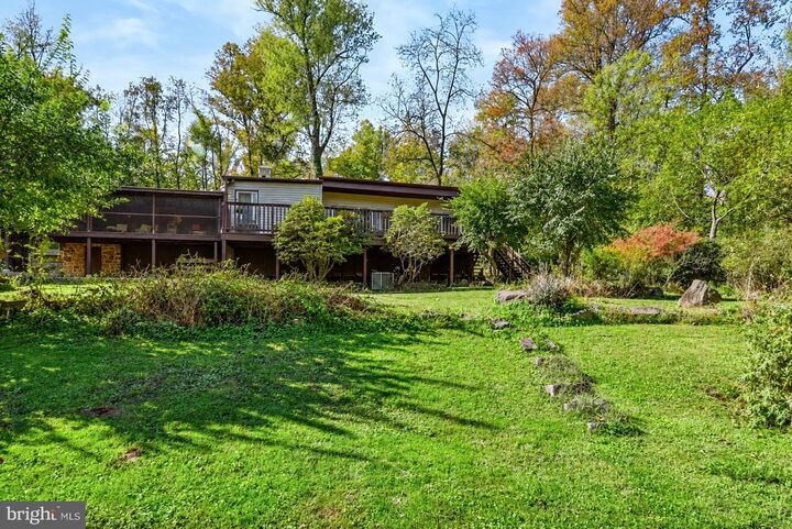 Property Photo: 2240 York Road PA 17315