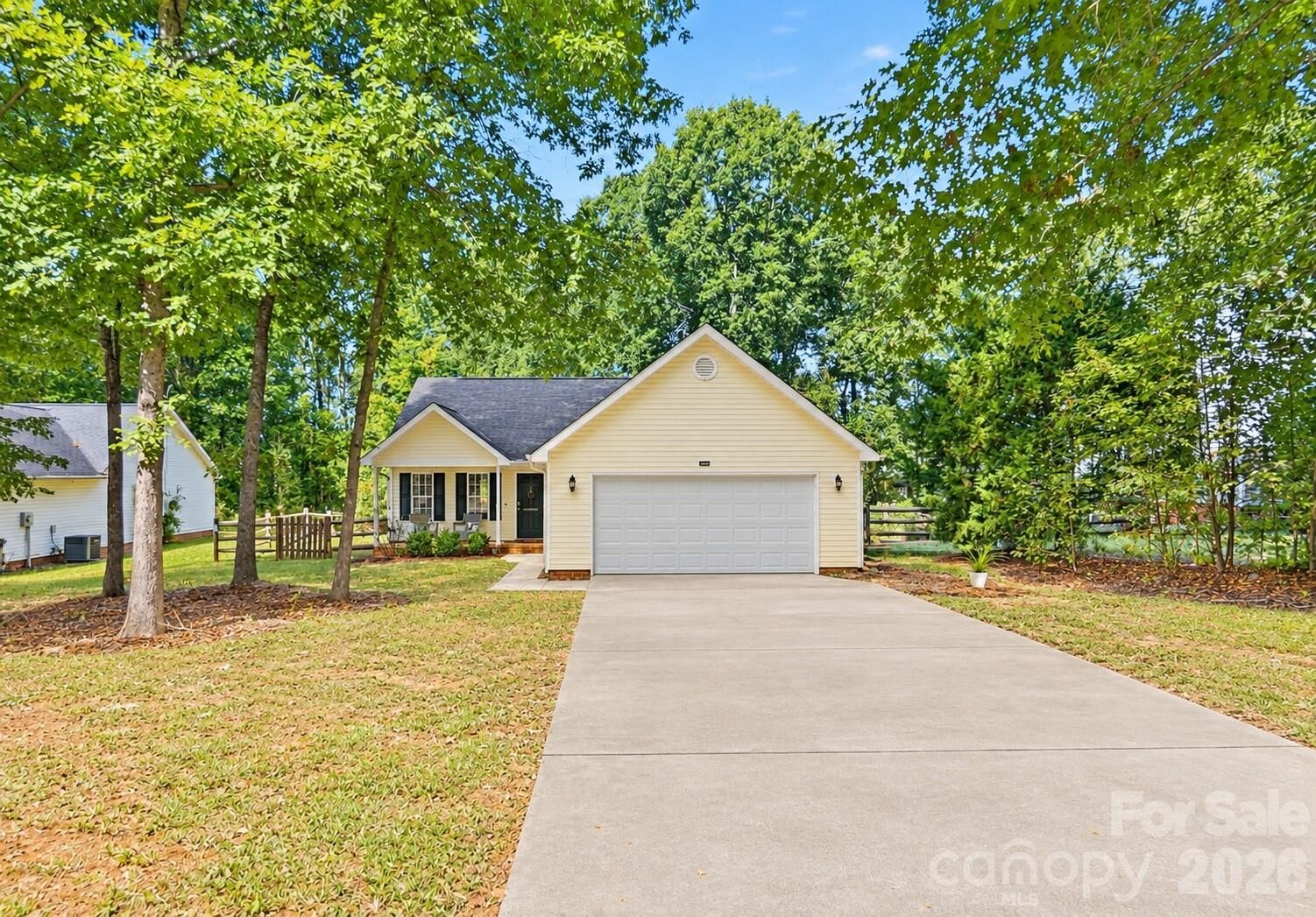 Property Photo:  2116 Gambrel Way  NC 28112 