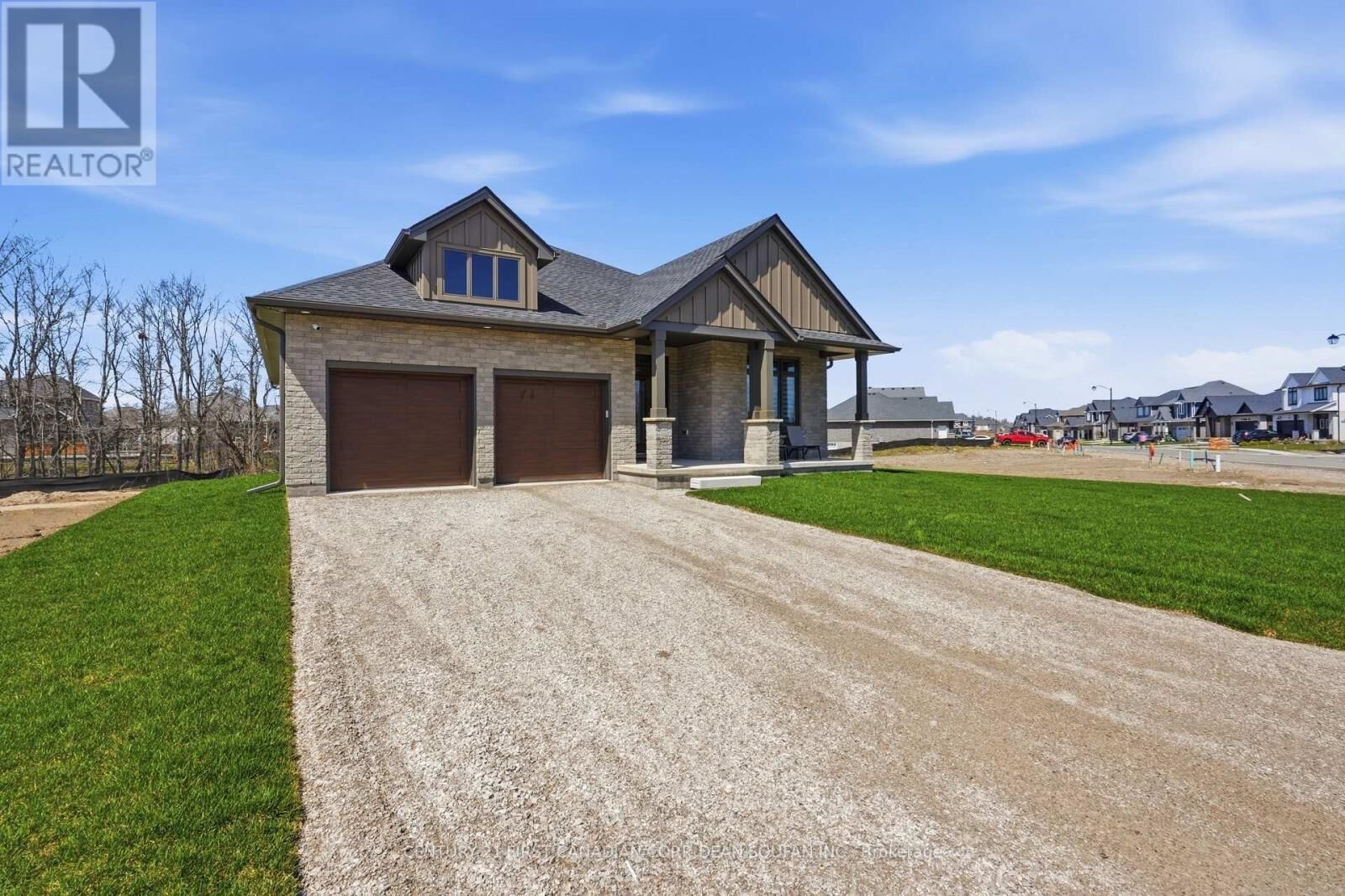 Property Photo:  44 Muirfield Drive  ON N5R 0R9 