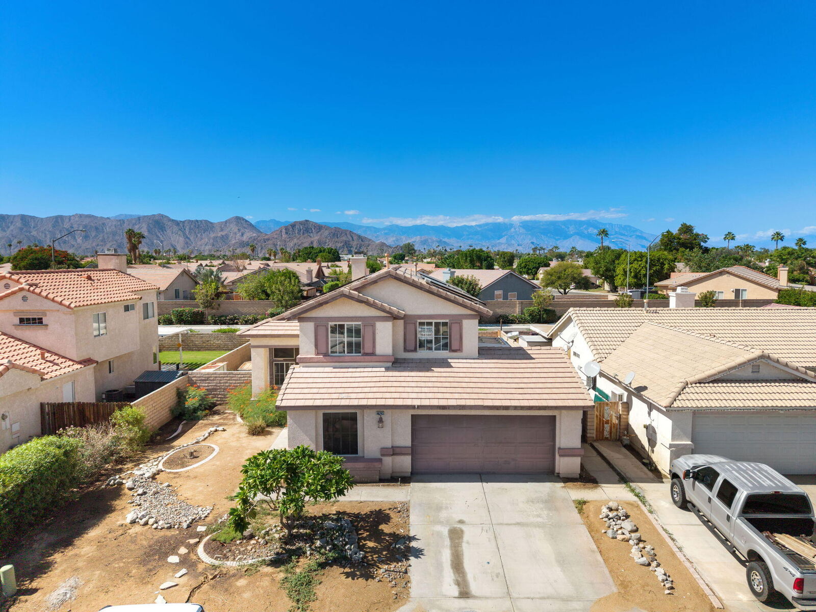 Property Photo: 46293 Willow Lane CA 92201