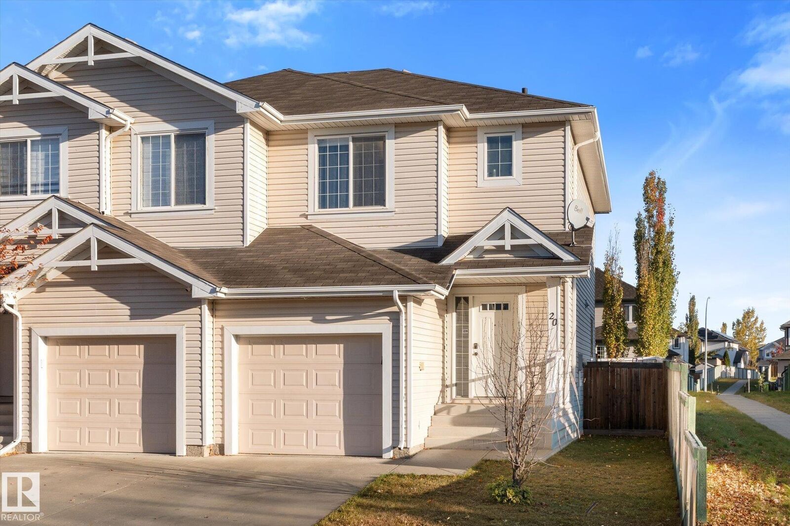 Property Photo:  20 Caragana Way  AB T8L 0H8 