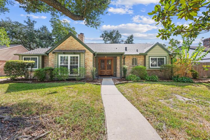 Property Photo:  2306 Lexford Lane  TX 77080 