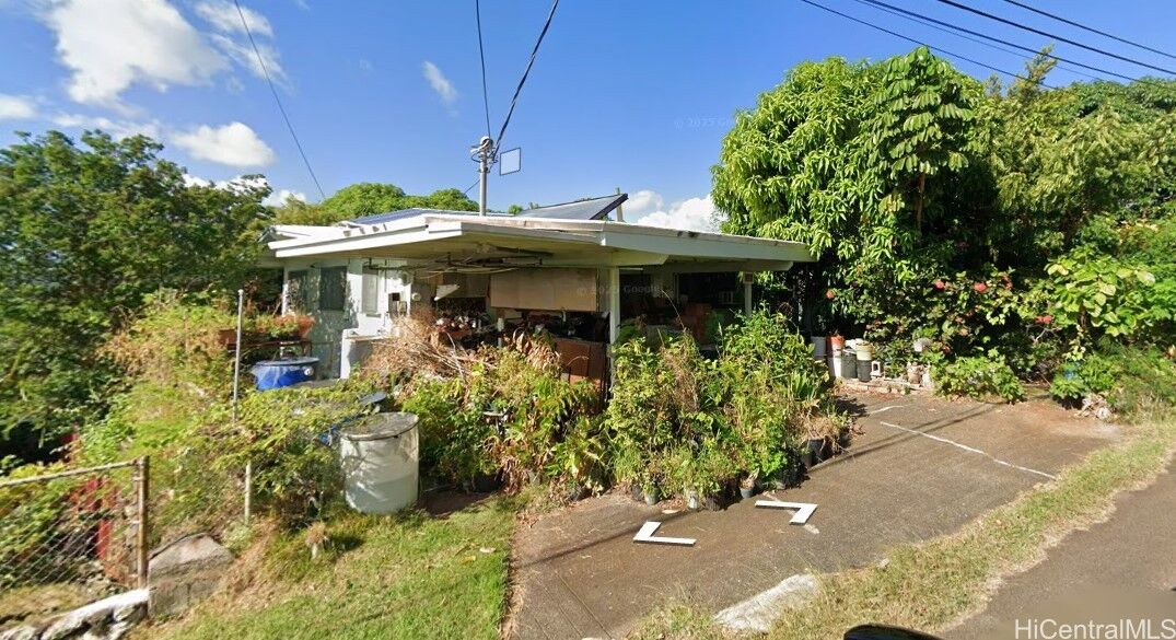 Property Photo: 1730 & 1738 Kamalii Street HI 96817