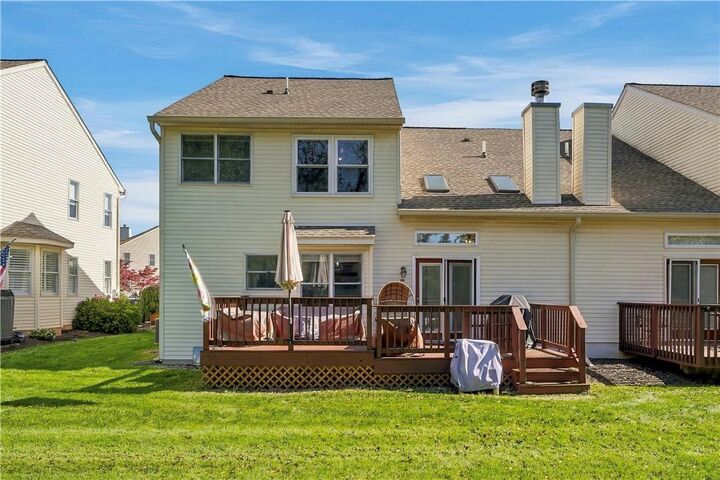 Property Photo:  212 Ridings Circle  PA 18062 