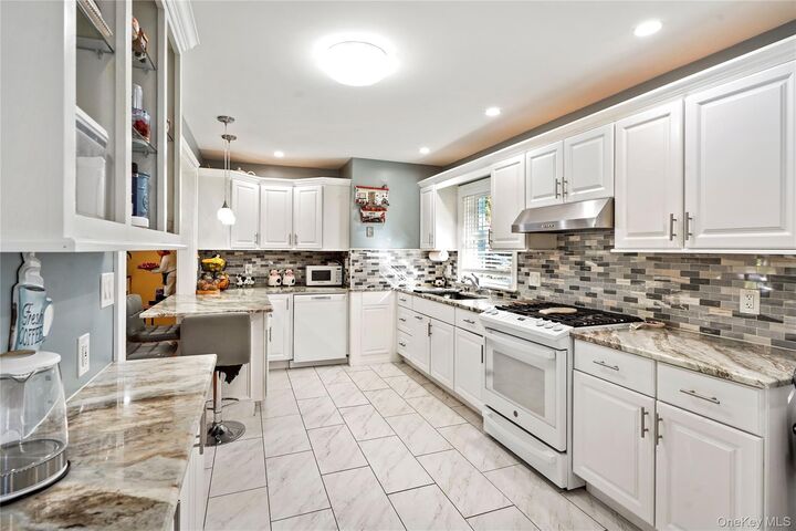 Property Photo:  1 Van Alstine Avenue  NY 10901 