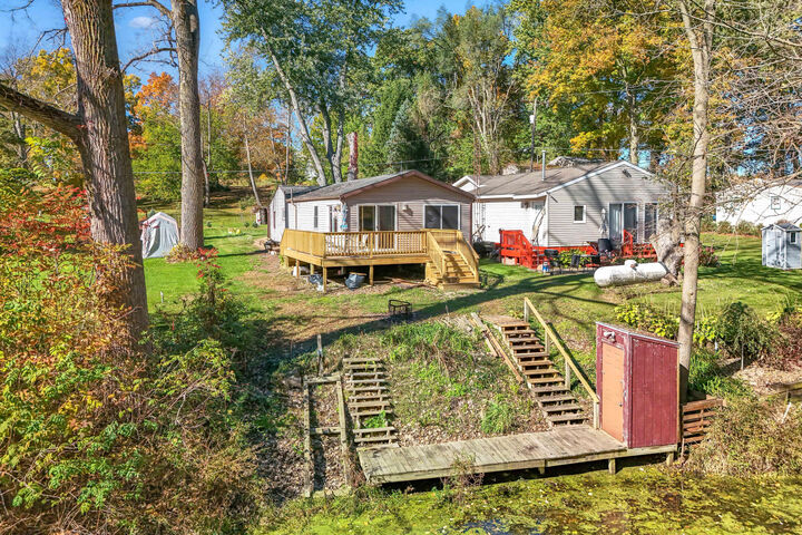 Property Photo:  7539 Hakes Road  MI 49274 