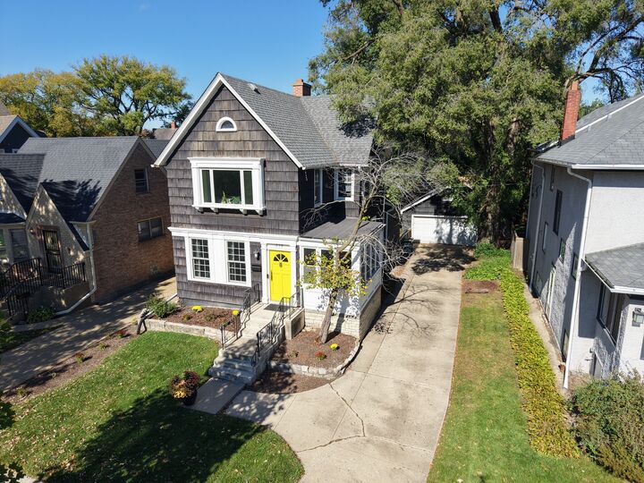 Property Photo: 250 Iowa Street IL 60302