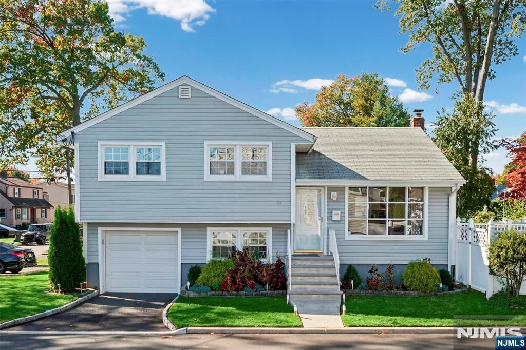 Property Photo:  34 Queen Street  NJ 07621 