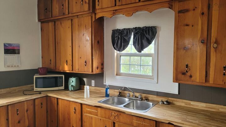 Property Photo:  416 Arthur Street Street  NS B1H 4H5 