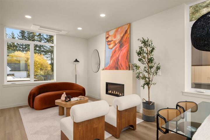 Property Photo:  14037 B  Densmore Avenue N  WA 98133 