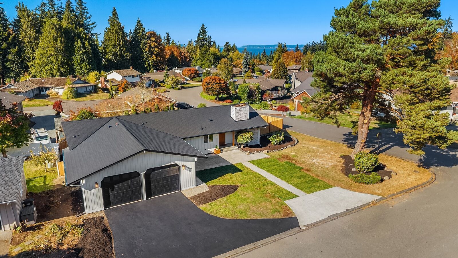 Property Photo:  4806  Glenhaven Drive  WA 98203 