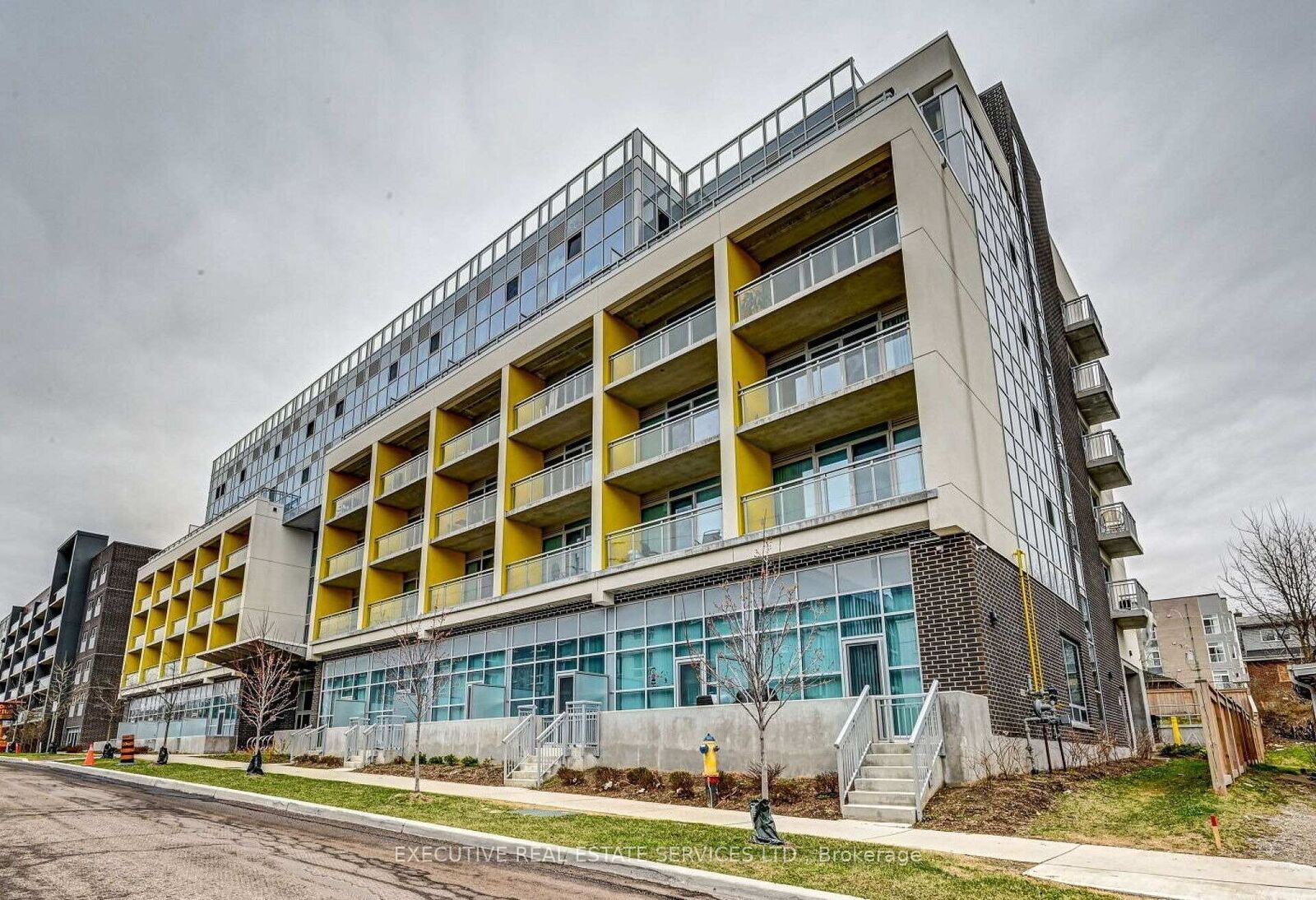Property Photo:  257 Hemlock Street 509  ON N2L 3R4 