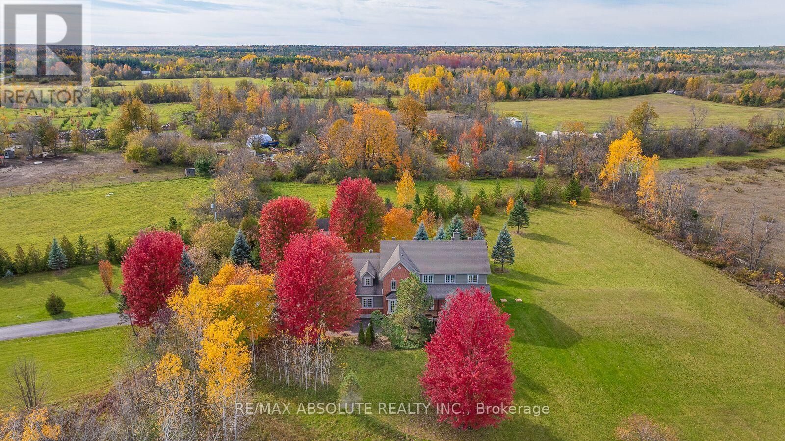 Property Photo:  7001 Flewellyn Road  ON K2S 1B6 