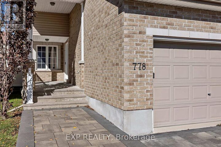 Property Photo: 778 Bowercrest Crescent ON K1V 2K3