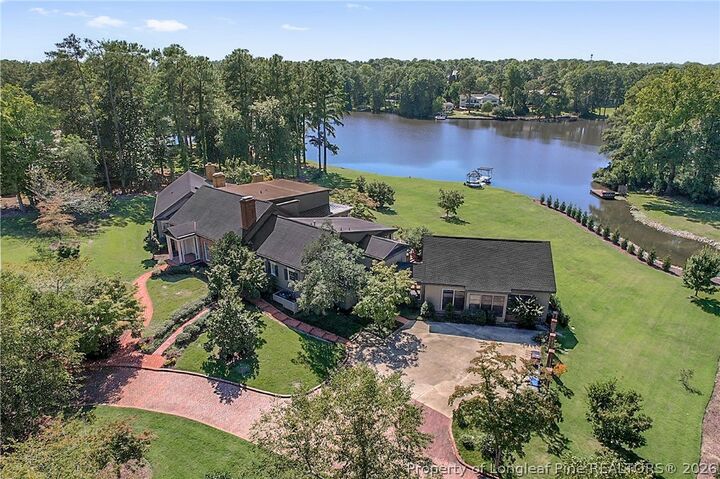 Property Photo:  400 Forest Lake Road  NC 28305 
