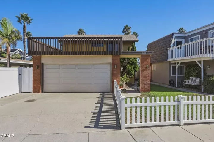 Property Photo:  2163 Monmouth Drive  CA 93001 