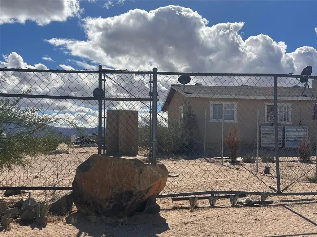 Property Photo:  69877 Cielito  CA 92277 