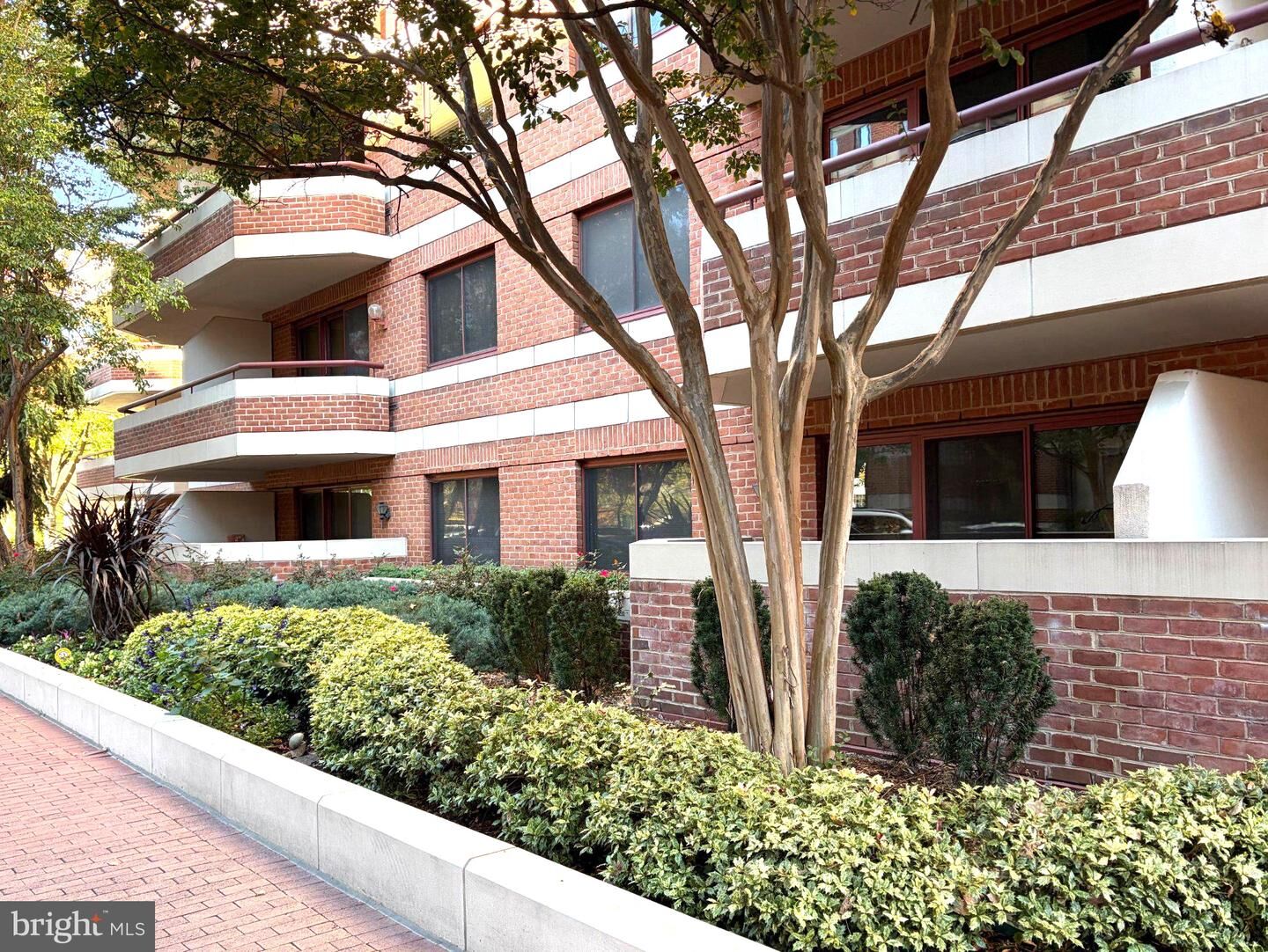 Property Photo:  2301 N NW 109  DC 20037 