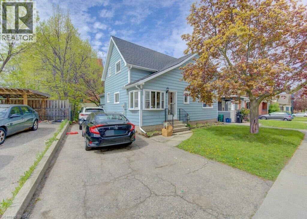 Property Photo:  8 Marshall Street  ON N2J 2T2 