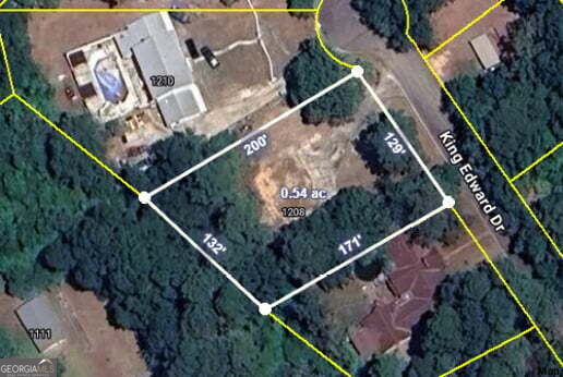 Property Photo:  1208 King Edward Drive  GA 31021 