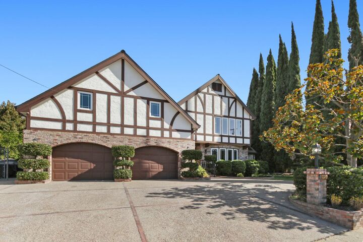 Property Photo:  9201 La Serena Drive  CA 95628 
