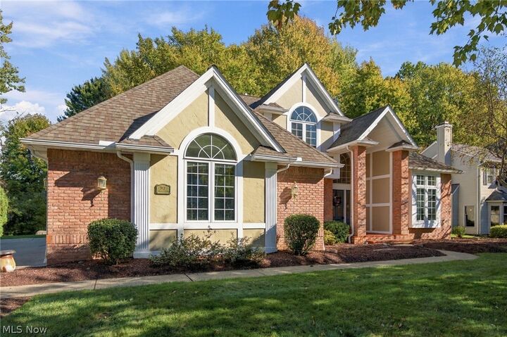 Property Photo:  517 Rockwood Court  OH 44012 