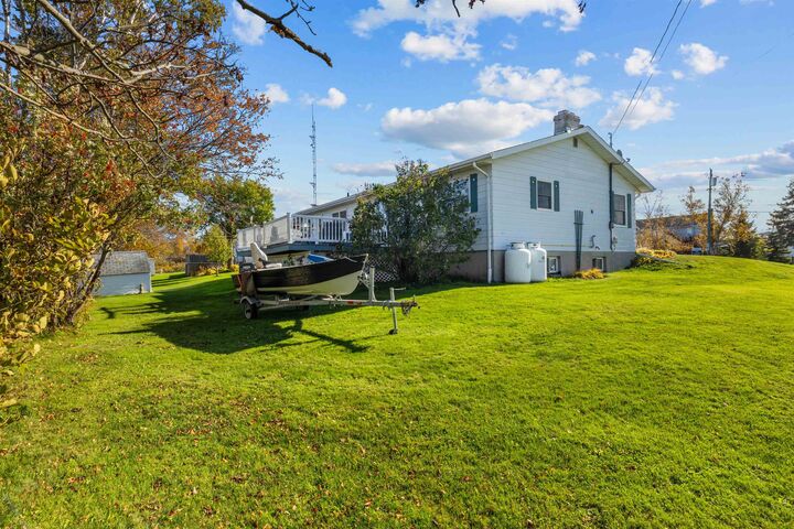 Property Photo: 1 Upper Tea Hill Crescent PE C1B 2T9