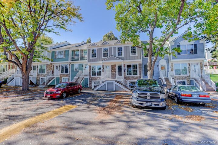 Property Photo:  10166 W Dartmouth Avenue  CO 80227 