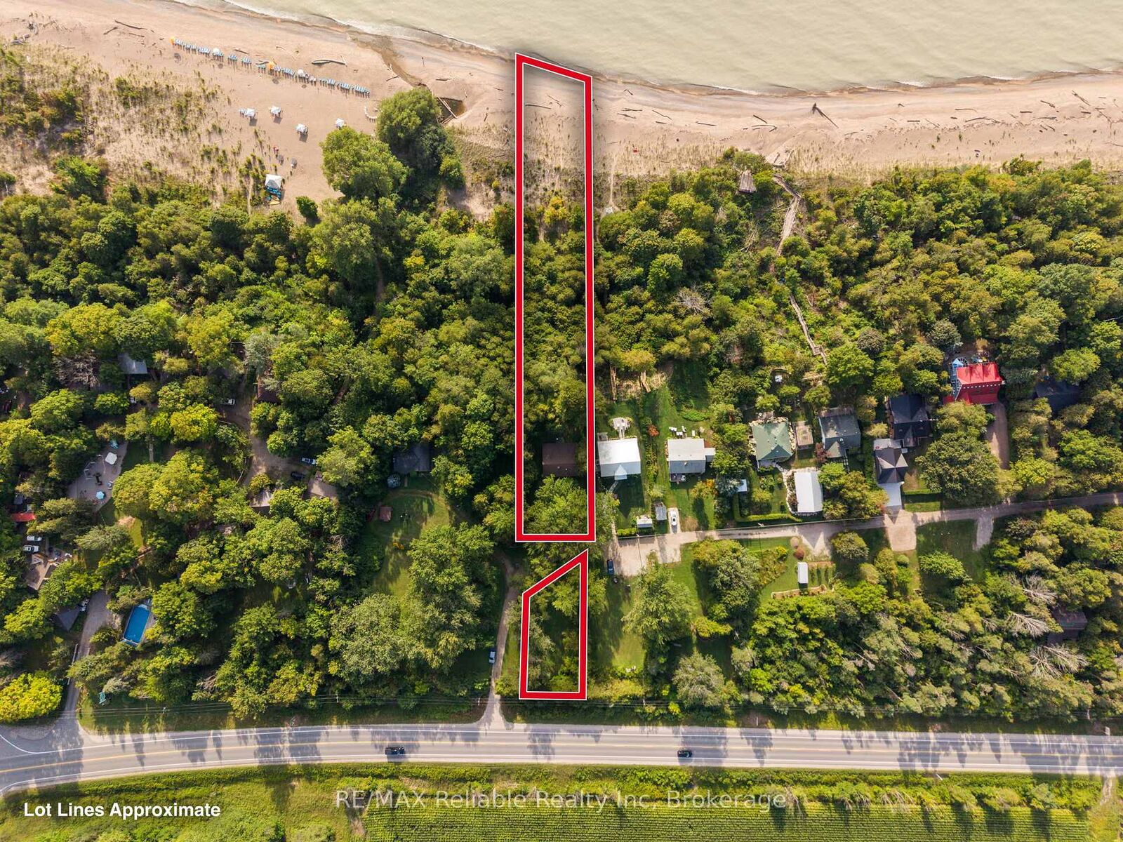 Property Photo:  77183 Bayfield Highlands Drive  ON N0M 1G0 