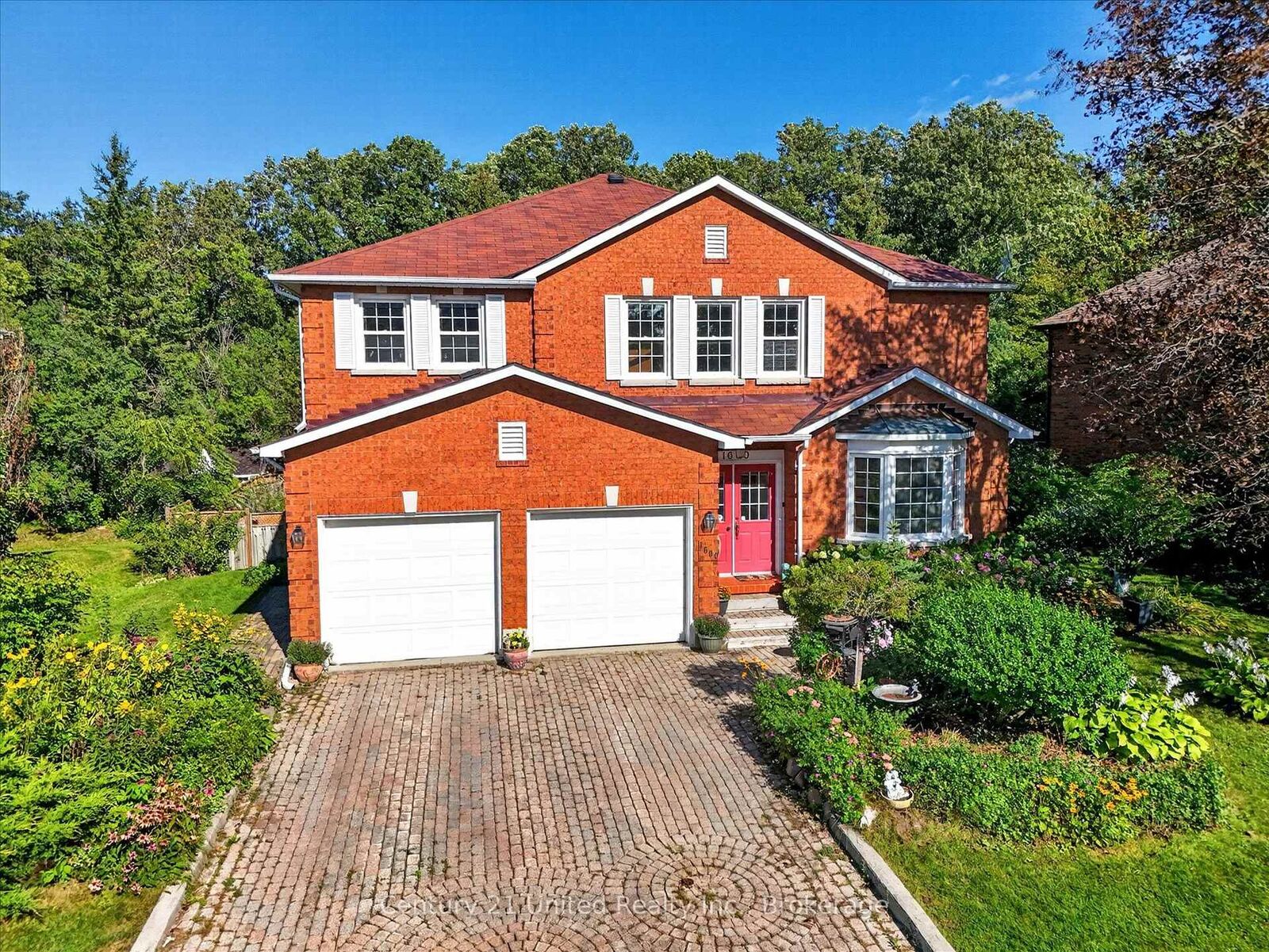 Property Photo:  1600 Firwood Crescent  ON K9K 1S8 