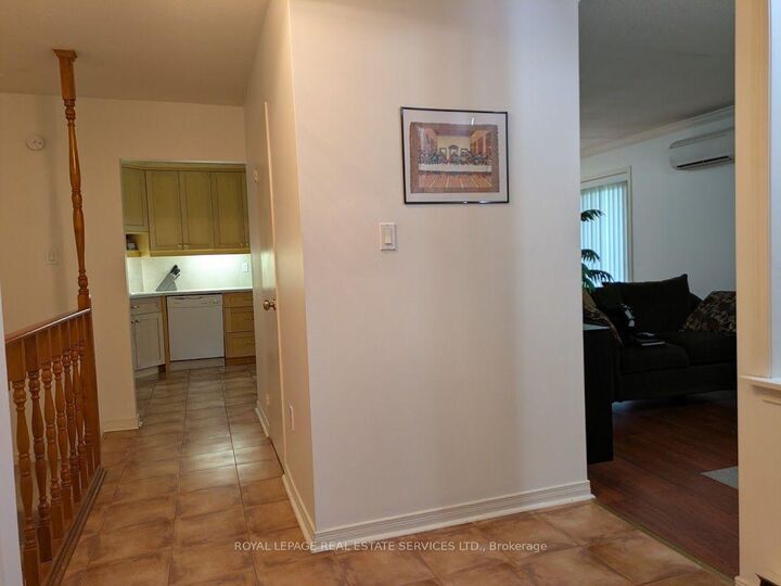 Property Photo: 2035 South Millway Drive 12 ON L5L 1R7