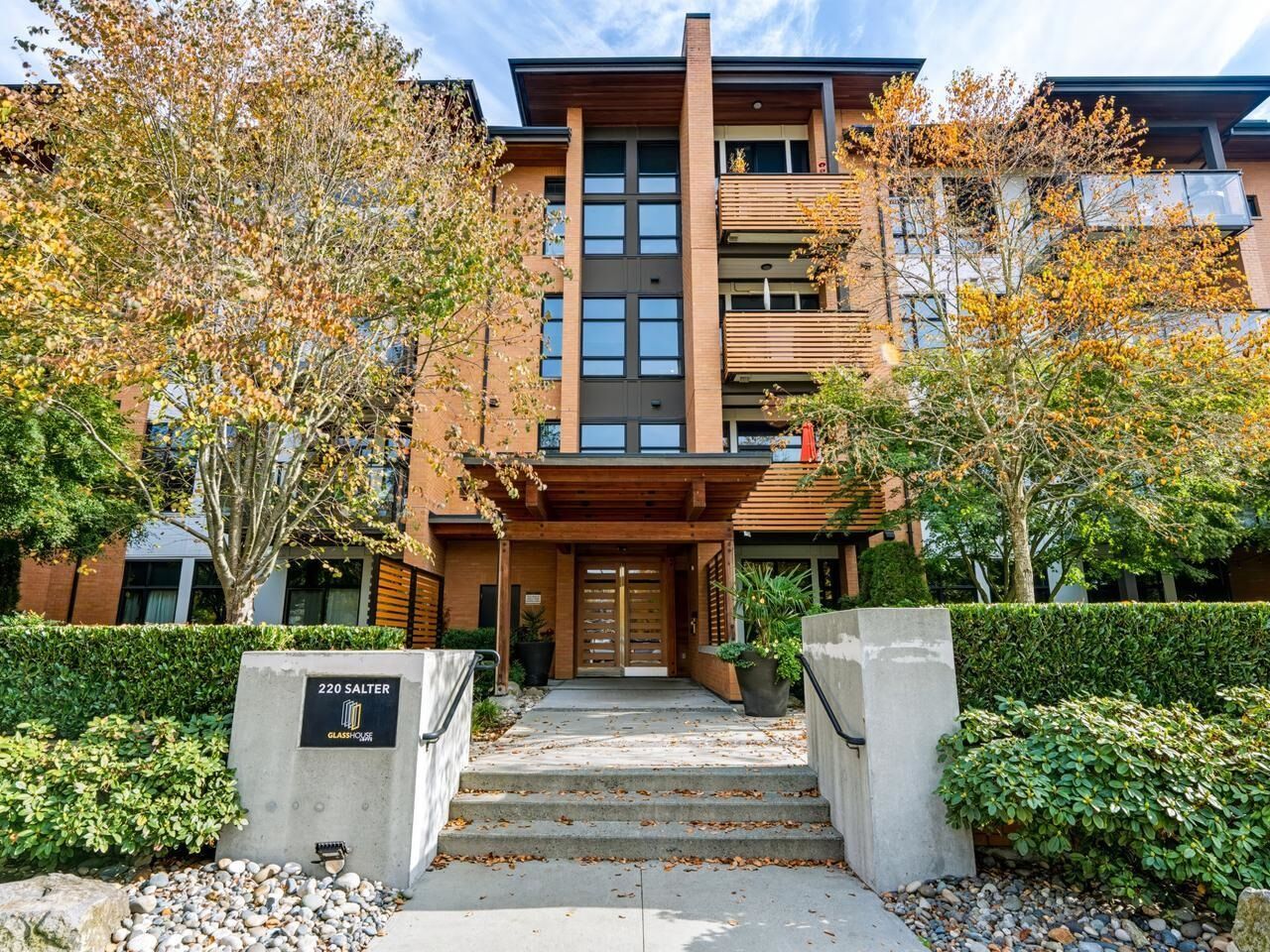 Property Photo:  220 Salter Street 212  BC V3M 0H4 