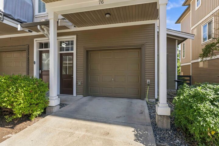 Property Photo: 31032 Westridge Place 76 BC V2T 0C6