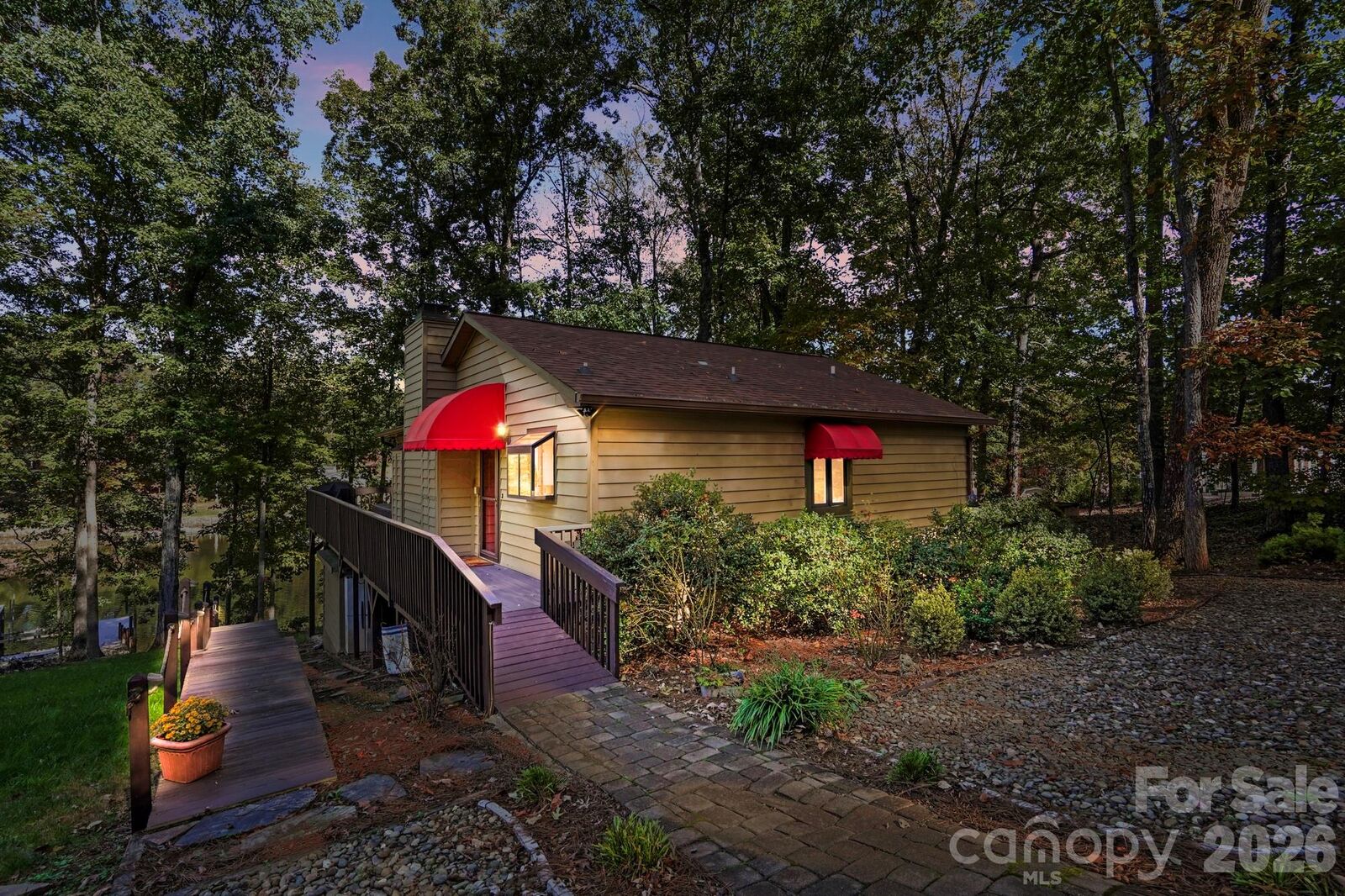 Property Photo: 7087 Cove Creek Drive NC 28673