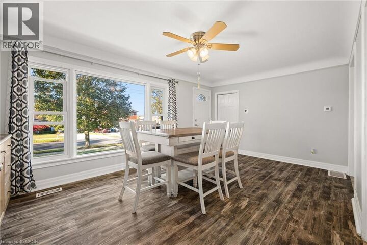Property Photo:  7 Prueter Avenue  ON N2H 6G5 