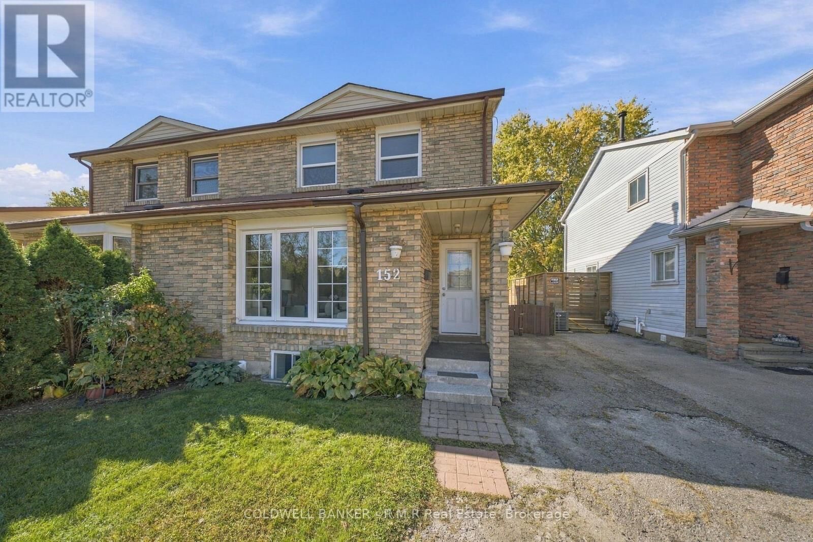 Property Photo:  152 Londonderry Street  ON L1J 6Z3 