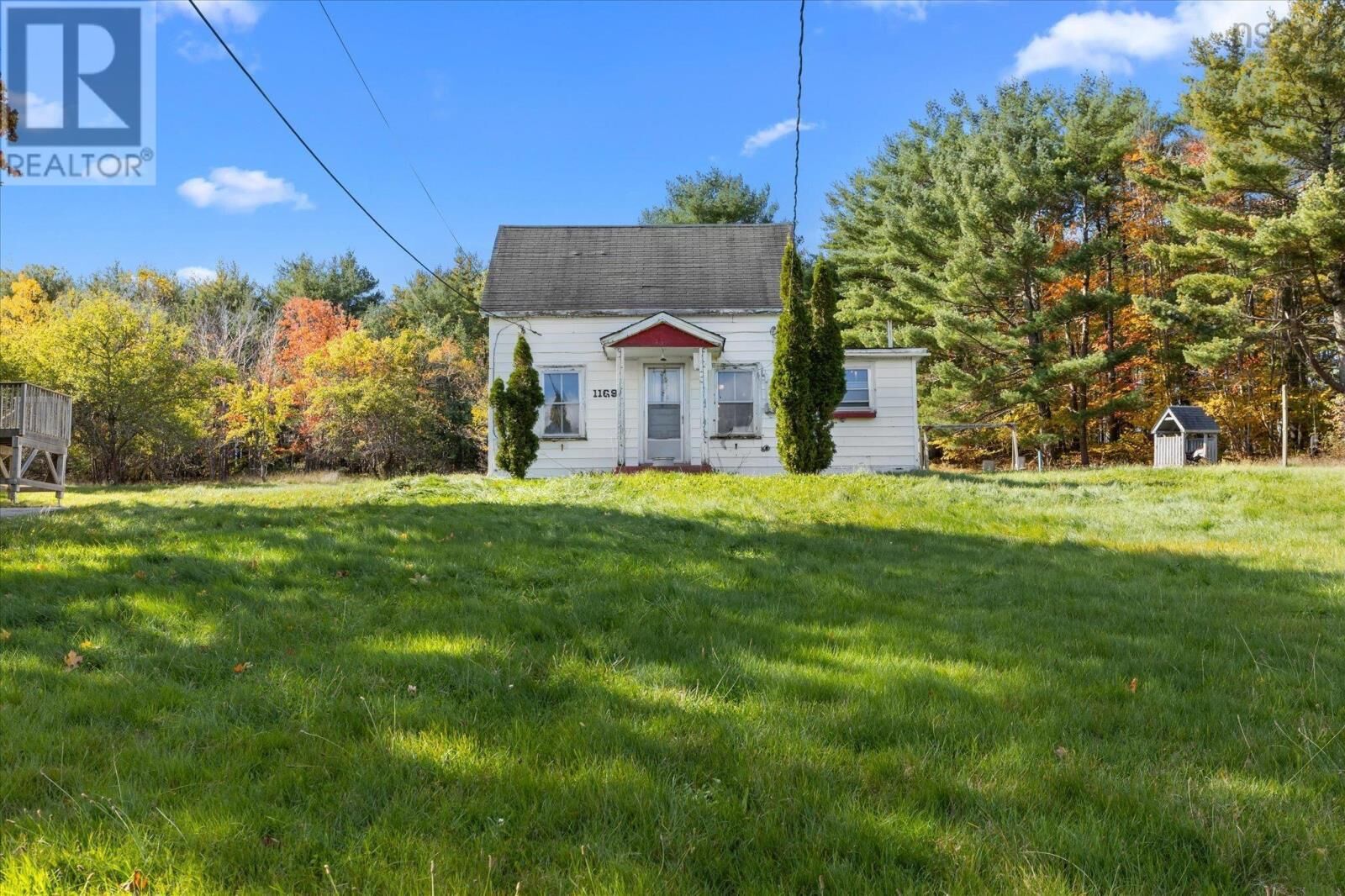 Property Photo:  1169 King Street  NS B4V 1C3 