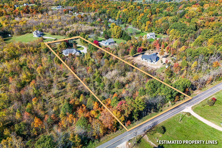 Property Photo: 1633 Meadow Lane MI 49242