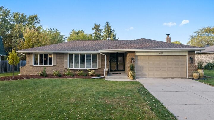 Property Photo: 418 Ridgeview Street IL 60516