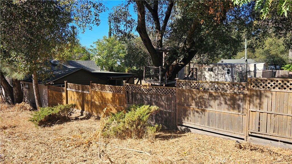 Property Photo:  13586 Arrowhead Road  CA 95422 